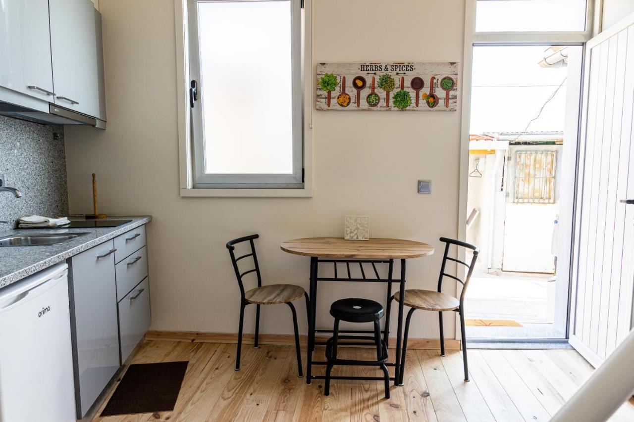 Ferienwohnung House On A Rustic Island At Campanha Trainstation Porto Exterior foto